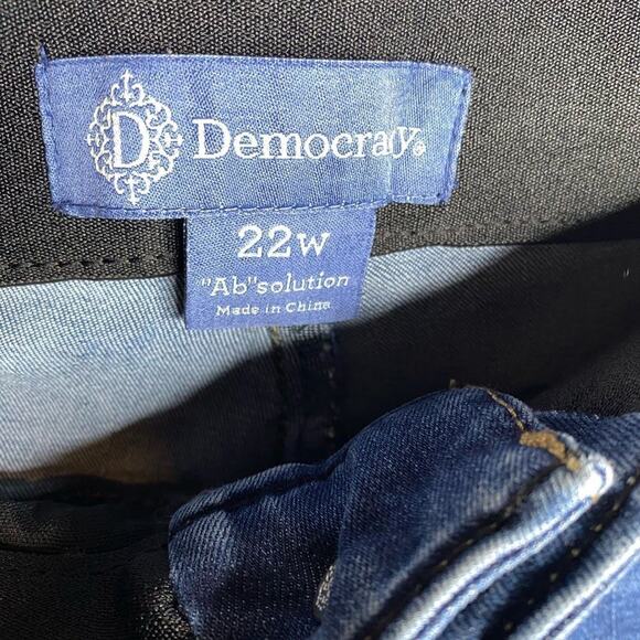 Democracy High Rise "Ab"solution Distressed Denim Plus Skinny Jeans size 22W - Picture 5 of 6